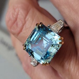 6.01-Carat Asscher Cut Blue Sapphire Crystal I Color VVS2 Color